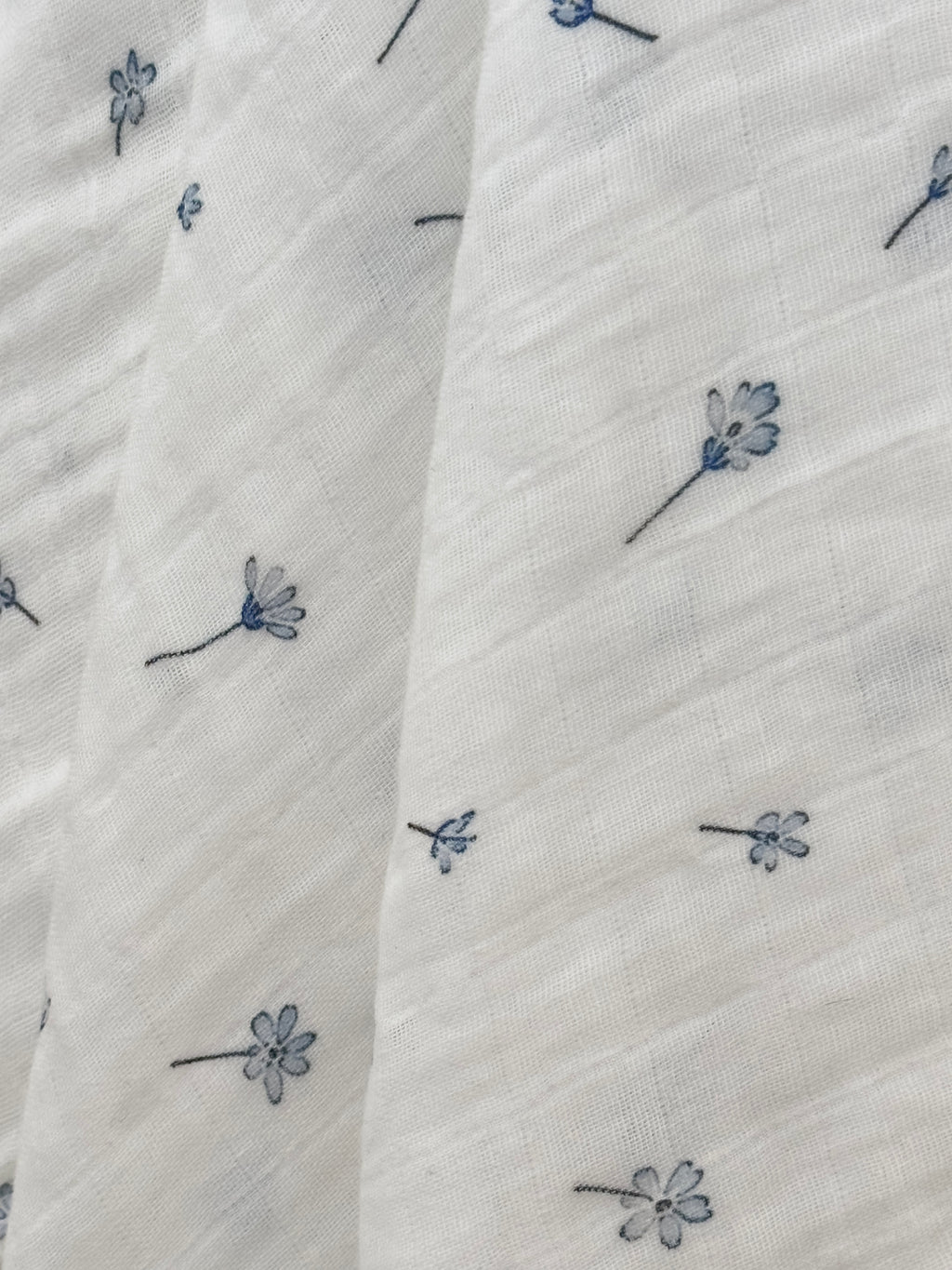 Organic Cotton Muslin Wrap - Blue Bloom