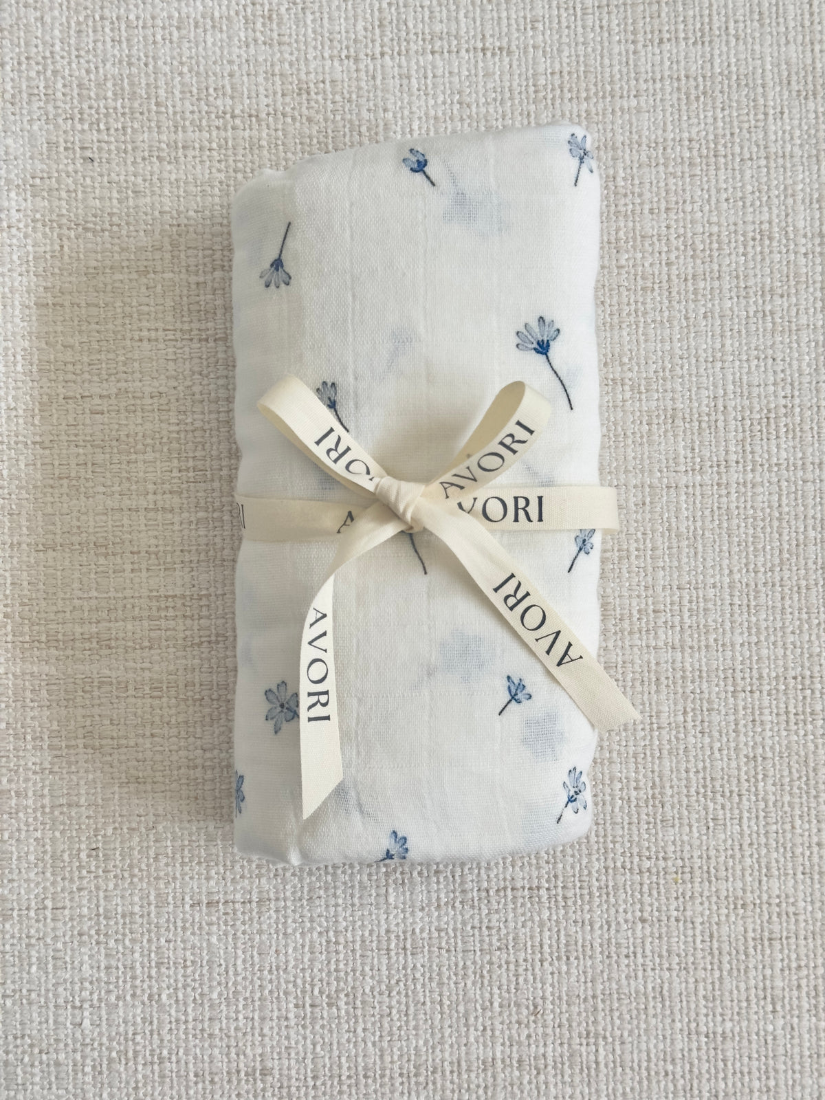 Organic Cotton Muslin Wrap - Blue Bloom